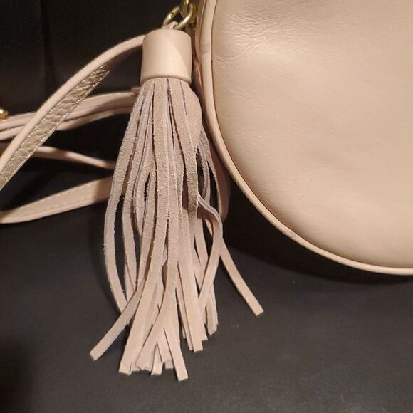 MARK & GRAHAM Circle Leather Crossbody Handbag - Picture 4 of 8